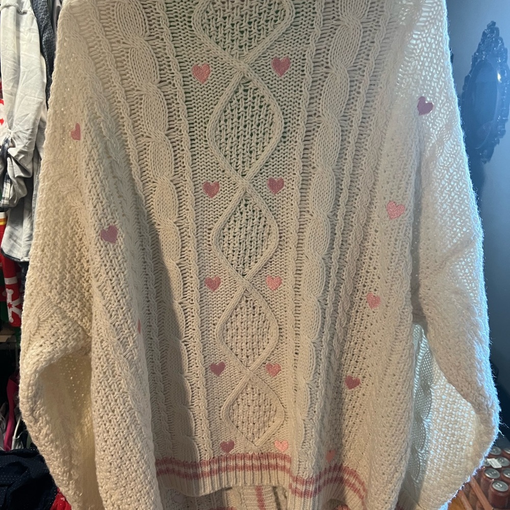 Authentic Taylor swift Women's Cream Heart Sweater size medium large - Picture 3 of 9